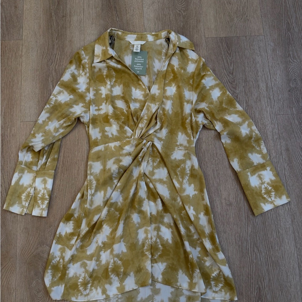 H&M Olive Tie-Dye Long Sleeve Dress